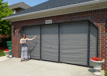 Are Garage Screens a New Fad?